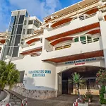 Prestige Flat Sea View By Holidays Апартаменты *