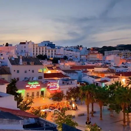 דירה Prestige Flat By Holidays