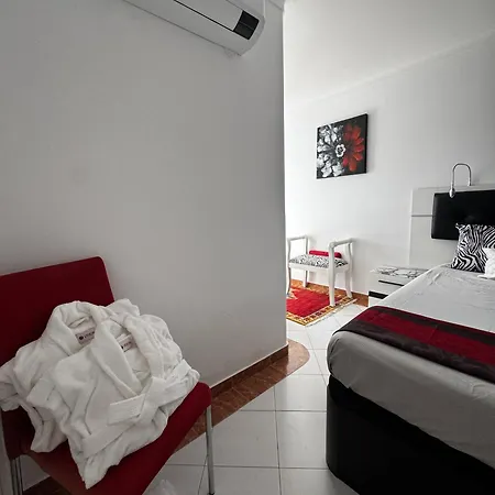 דירה Prestige Flat By Holidays